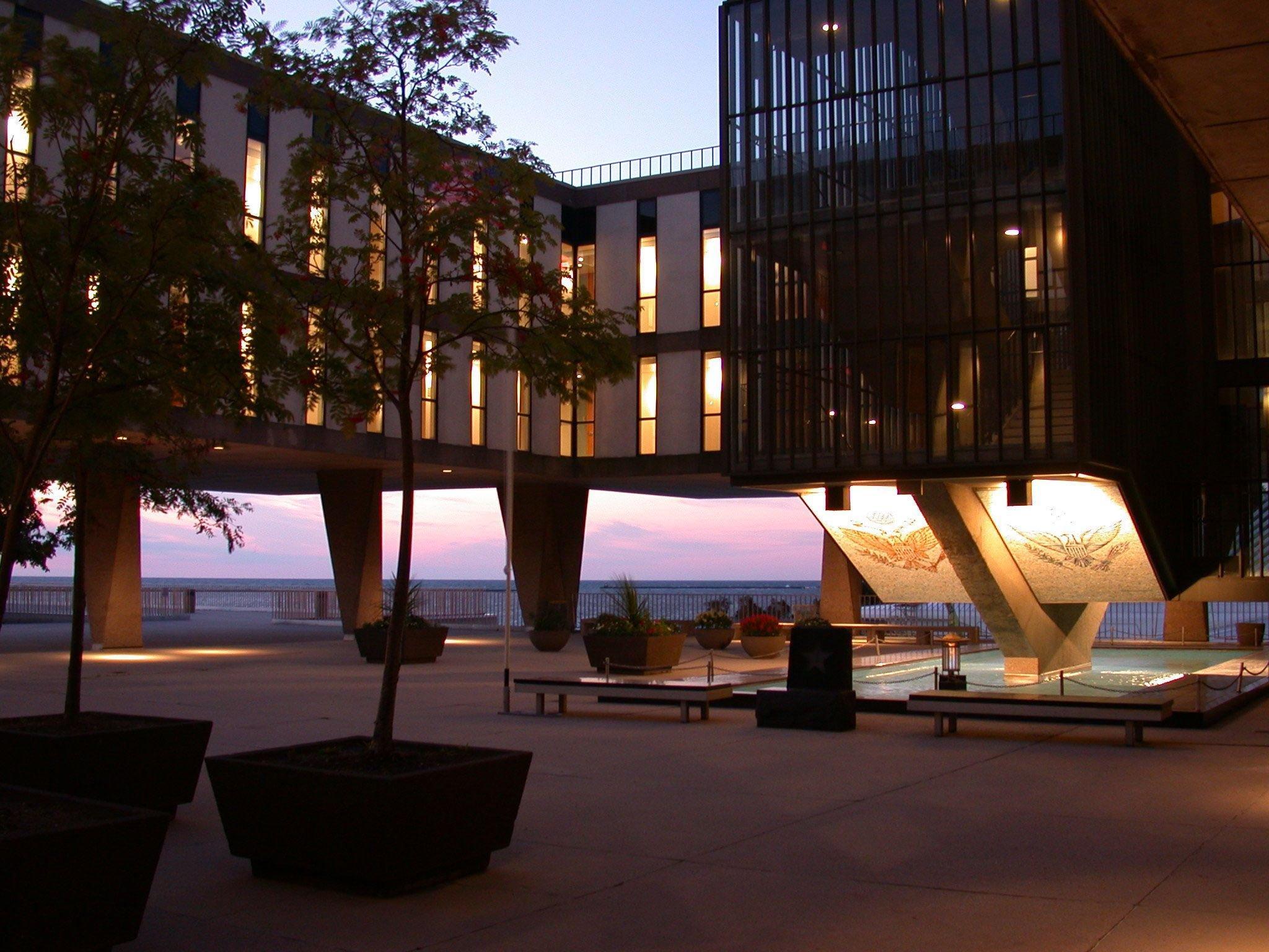 Crowne Plaza Milwaukee South By Ihg Hotel Kültér fotó